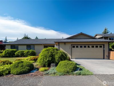 1932 SE 17th Court