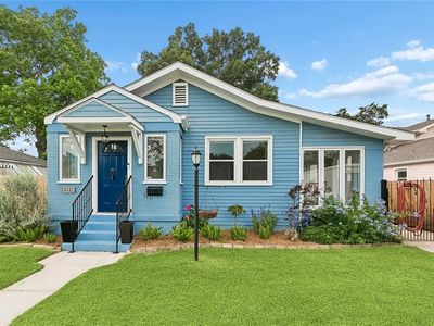 4431 Markham Ave