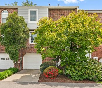 Property at 226 Carters Grove Dr, Gibsonia, PA