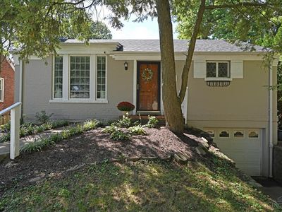 3301 Maplecrest Pl