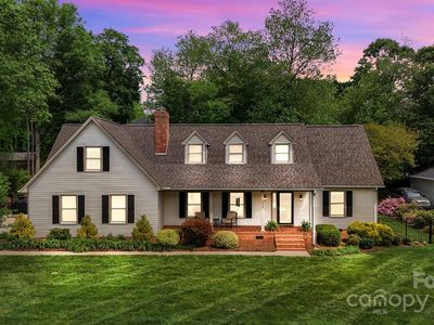 3022 8th Street Ct NE