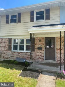 121 Pennbrook Ave