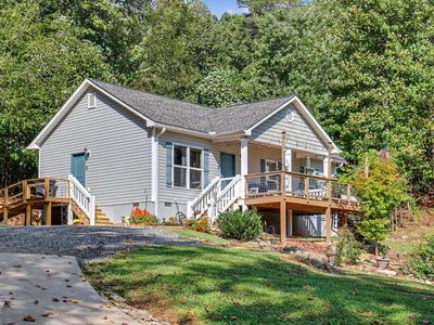 Property at 625 Ed Nichols Rd, Young Harris, GA