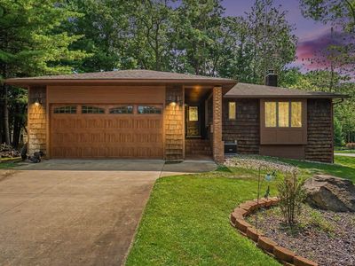 5089 Golfview Dr