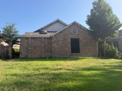 2525 W Oakdale Rd