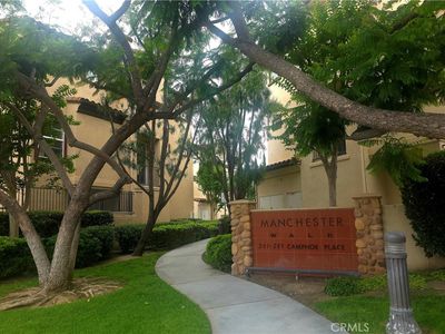 233 Camphor Pl