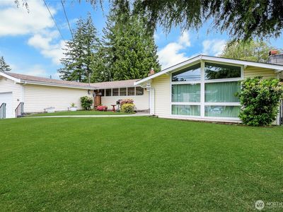 7211 S Sheridan Avenue