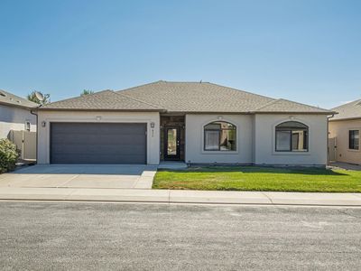 672 Muirfield Dr
