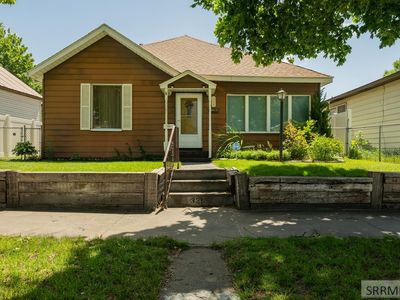 321 S Water Ave