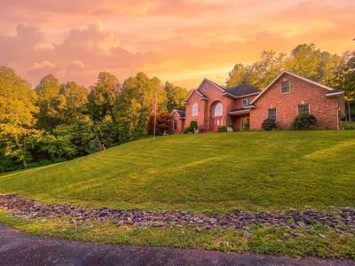 136 Lock Ln