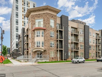 2600 University Ave SE APT 318