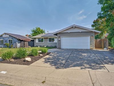 Property at 6431 Madison Ave, Carmichael, CA