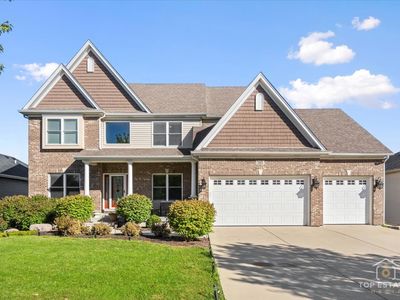 385 Andover Dr