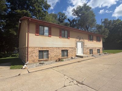 1403 Huntington Ave
