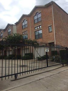 3501 Link Valley Dr APT 901