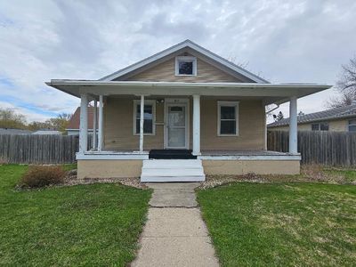 Property at 817 S 10th St, Aberdeen, SD