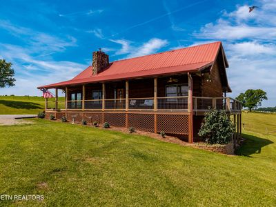 3995 Meadow Rd W