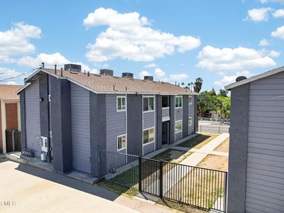 1304 Flower St #A-d