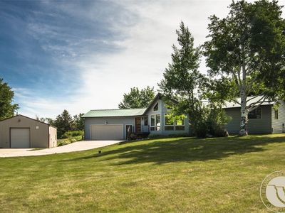 16 Clear Creek School Rd