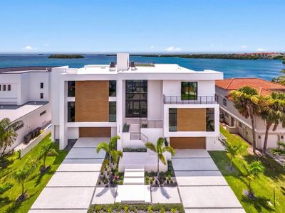 114 SANDS POINT DRIVE