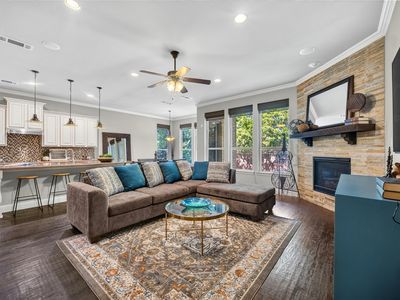 13611 Cobblestone Dr