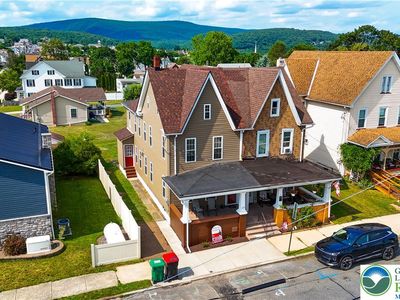 334 Alum St