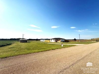 7846 E Lyon Creek Rd