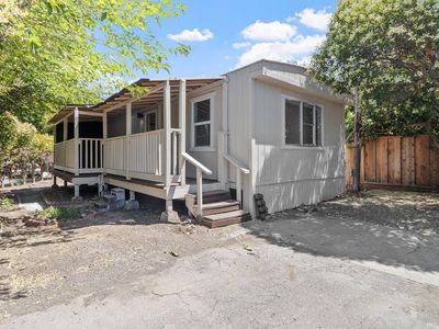 828 Olivina Ave APT 11