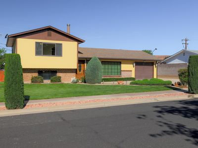 517 N Saguaro Dr