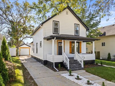 Property at 815 Fulton St, Aurora, IL
