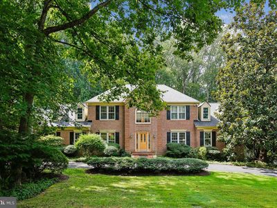 2022 Spring Branch Dr