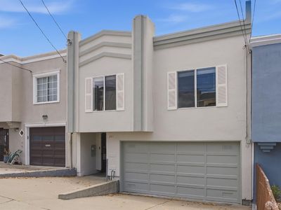 251 SE Byxbee Street