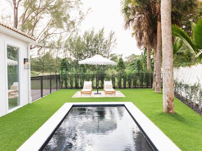 11845 Pebblewood Drive