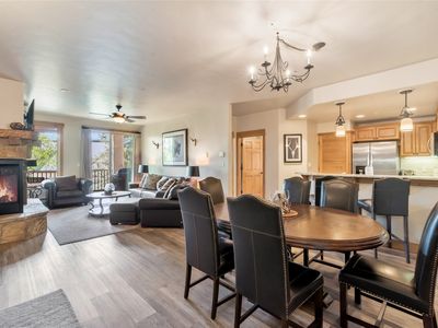 1463 Flattop Circle UNIT 209