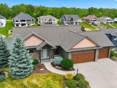 215 LN 282b Hamilton Lake