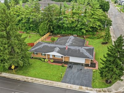 296 E Pike St