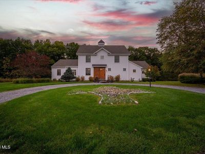 13 Saratoga Farm Road