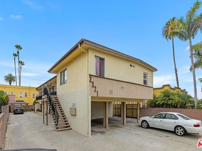 2321 3rd Ave