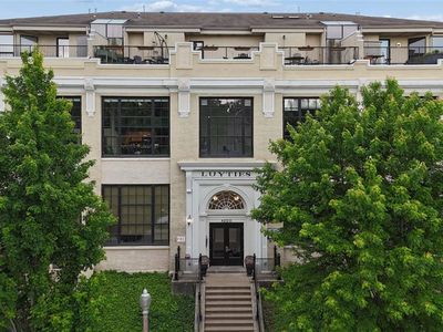 4200 Laclede Ave APT 203