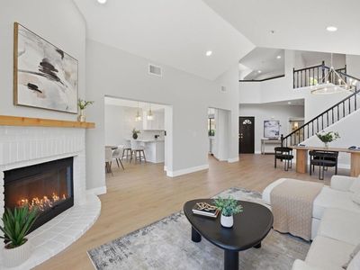 2262 Vista Valley Ln