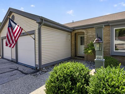 4848 Appletree Ln