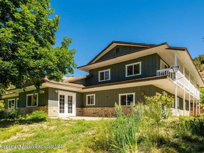 6123 Peach Valley Rd