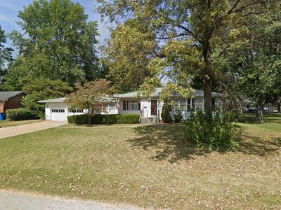 2109 Clark Ave