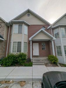 2058 California Ave APT 2