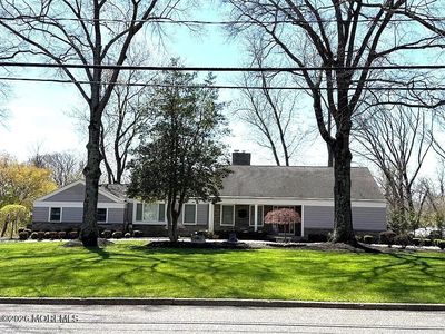 24 Laurelwood Drive