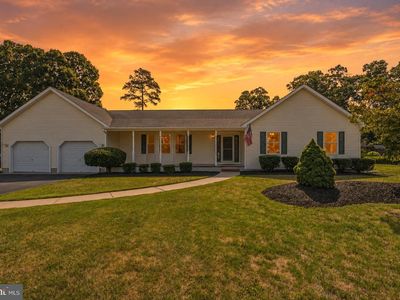 957 Golda Ln