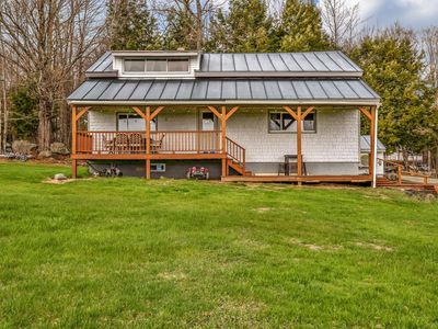 412 W Mills Road