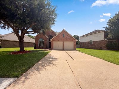 6510 Briar Moss Ln