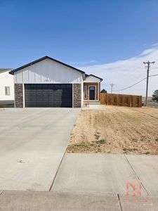 1927 E Prairie View Dr