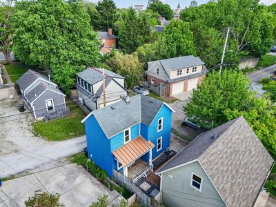 830 Kerr St
